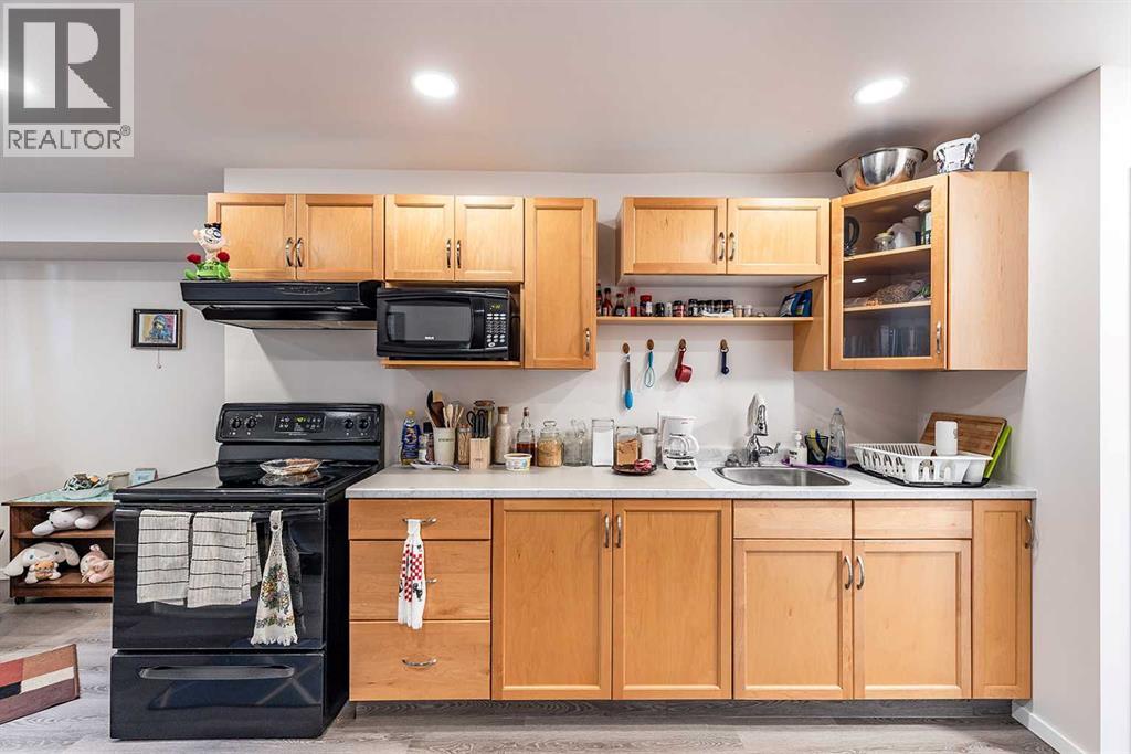 241 11 Street Sw, Medicine Hat, Alberta  T1A 4S5 - Photo 45 - A2264173