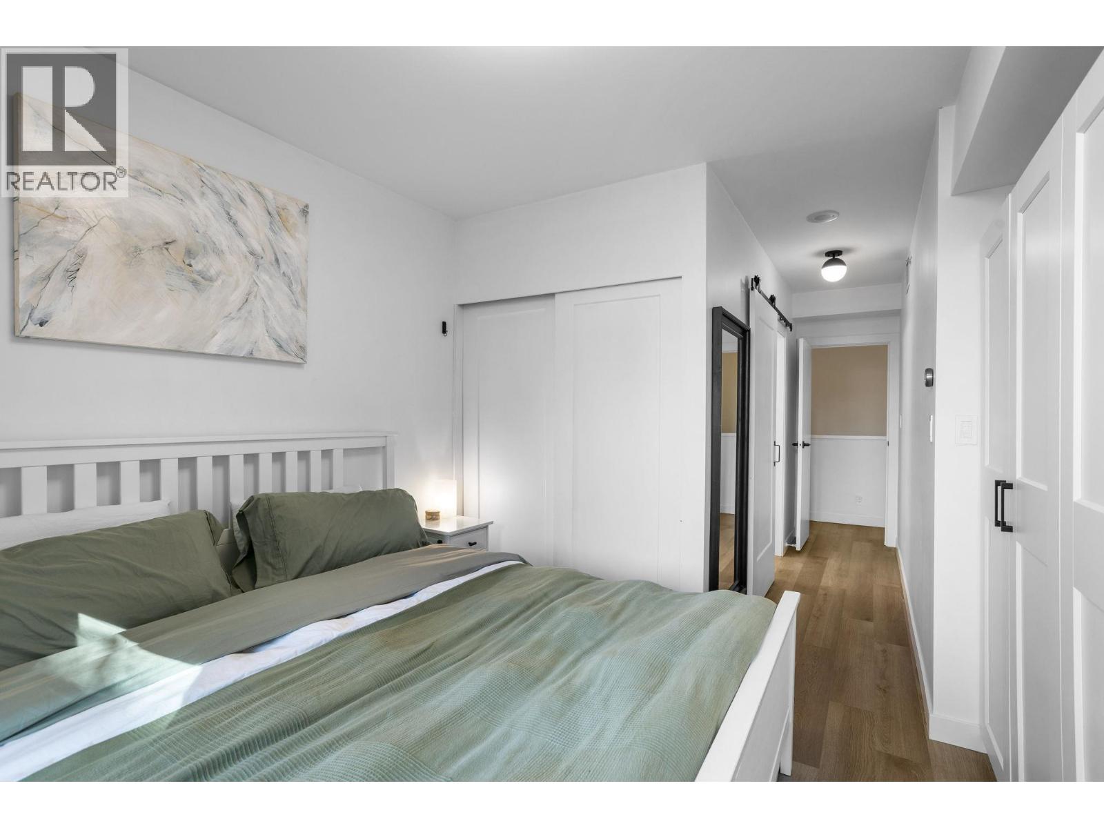 Th2 168 E Esplanade Avenue, North Vancouver, British Columbia  V7L 4X8 - Photo 23 - R3088123