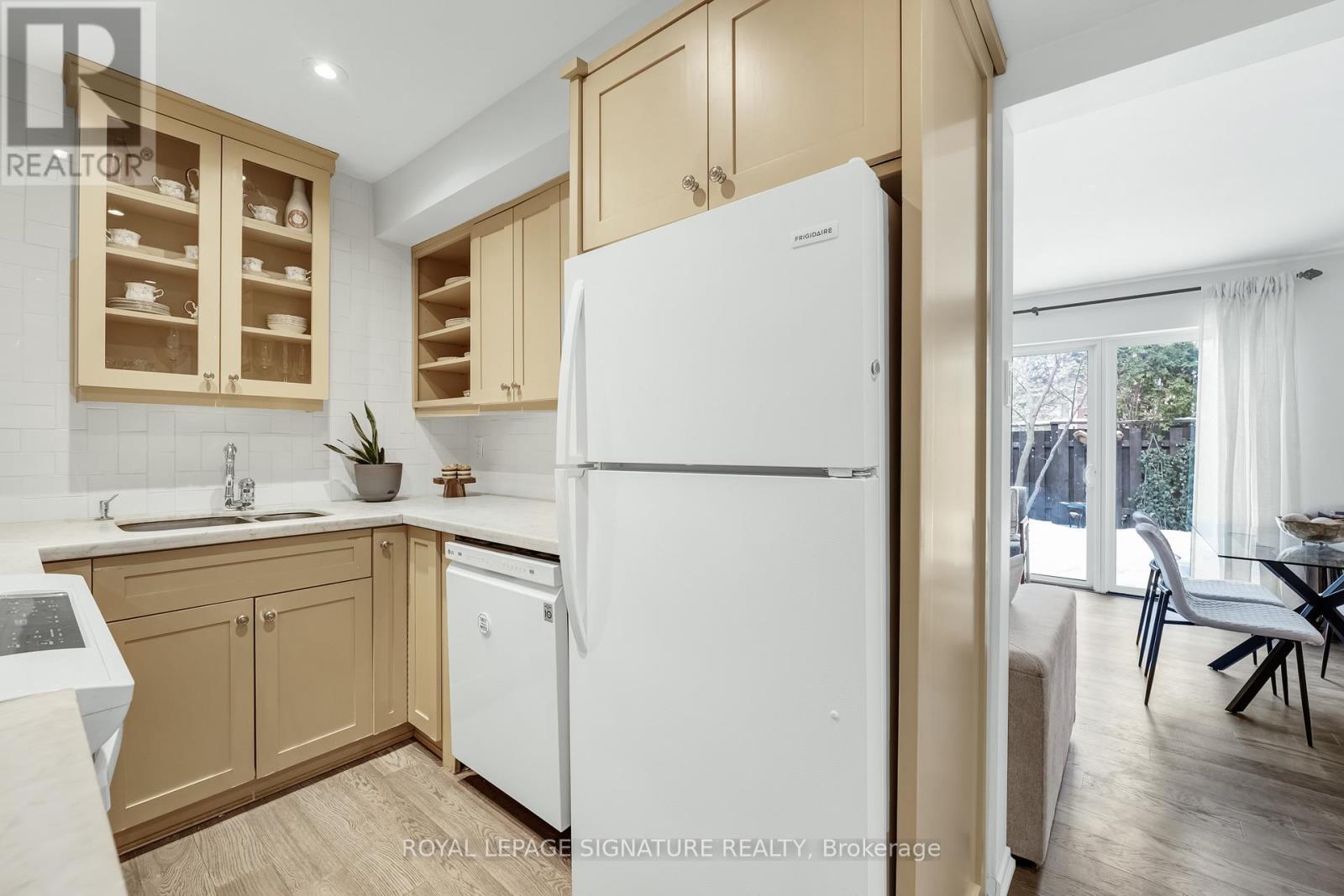 34 Sugar Millway, Toronto, Ontario  M2L 1R6 - Photo 13 - C12834138