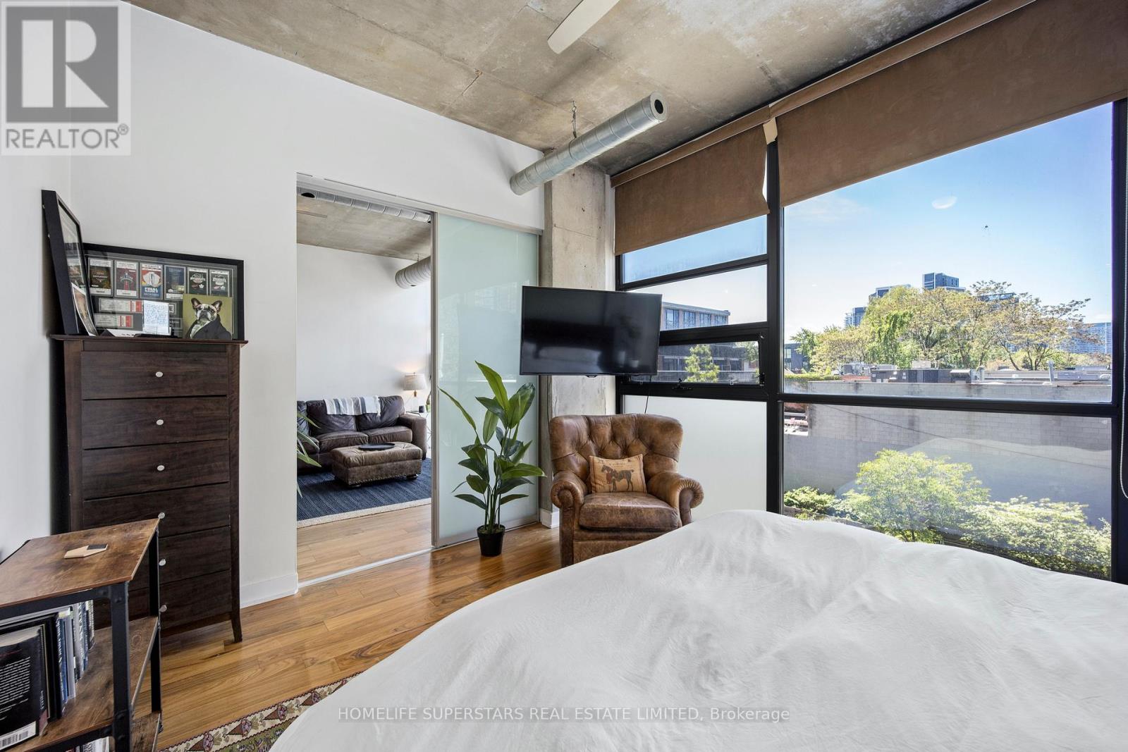 303 - 60 Bathurst Street, Toronto, Ontario  M5V 2P4 - Photo 10 - C12834316