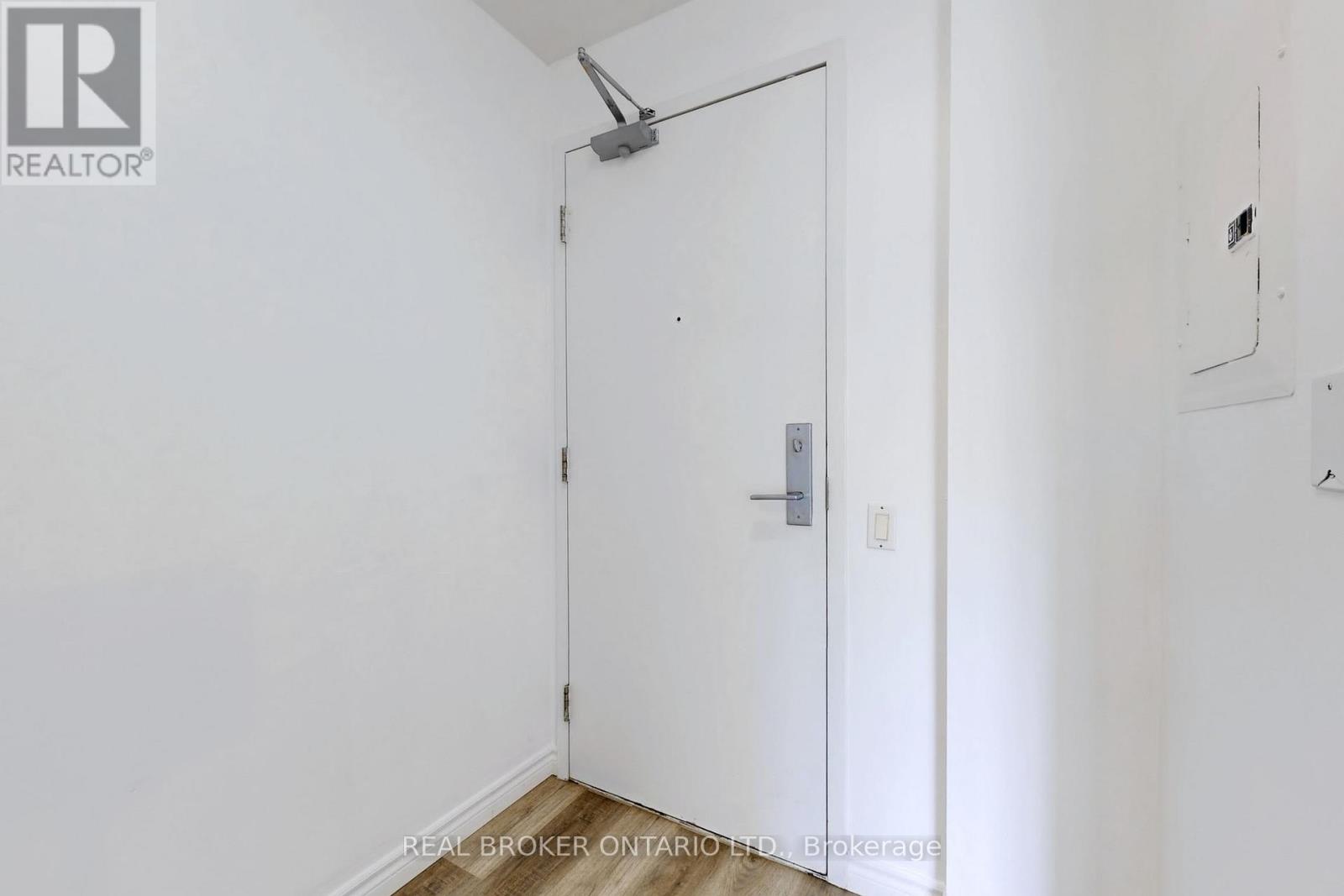 511 - 38 Niagara Street, Toronto, Ontario  M5V 3X1 - Photo 19 - C12834364