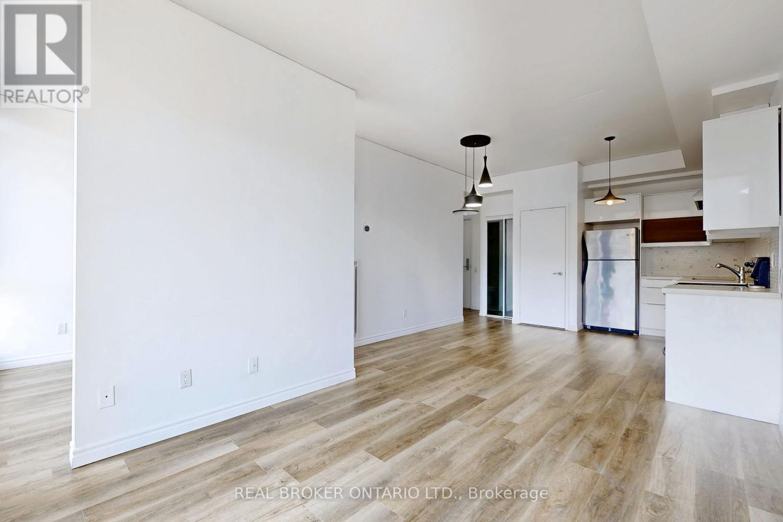 511 - 38 Niagara Street, Toronto, Ontario  M5V 3X1 - Photo 8 - C12834364