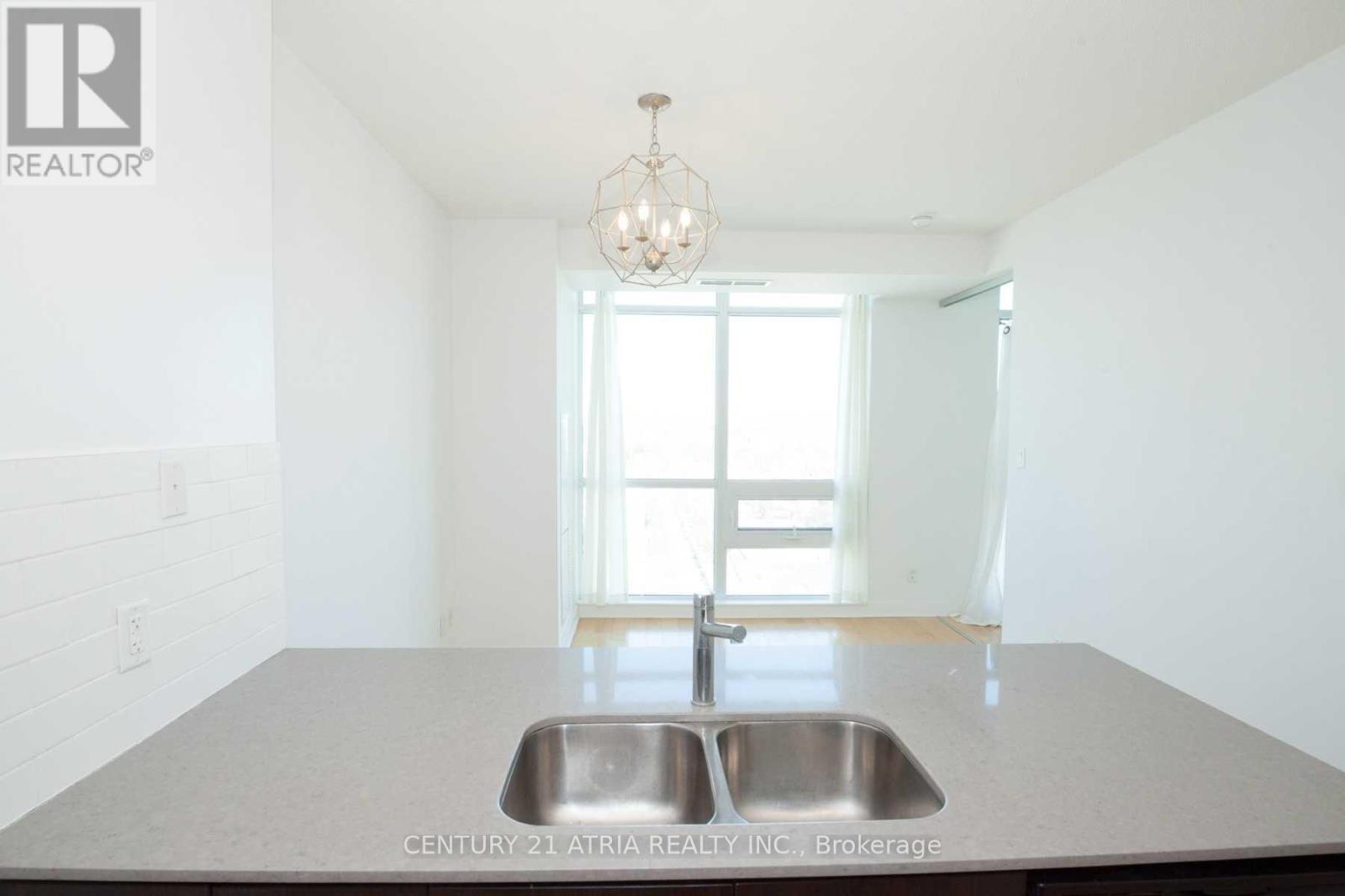 1503 - 1171 Queen Street W, Toronto, Ontario  M6J 0A5 - Photo 6 - C12834420