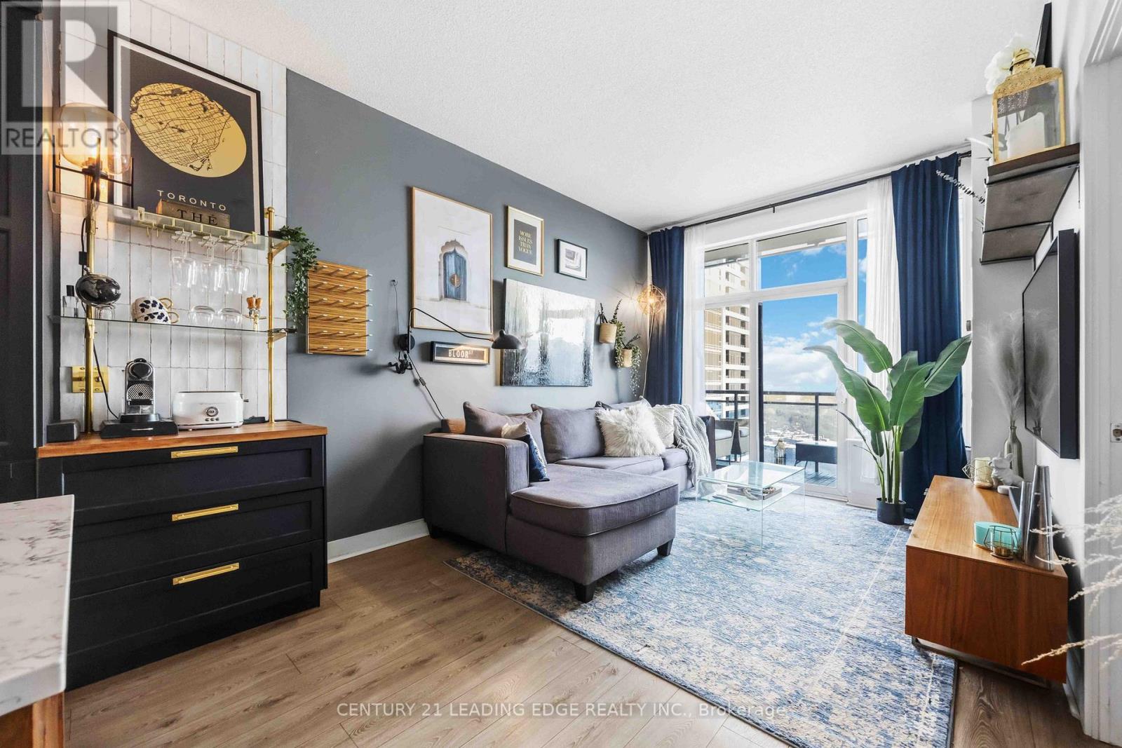 2203 - 28 Linden Street, Toronto, Ontario  M4Y 0A4 - Photo 11 - C12834424