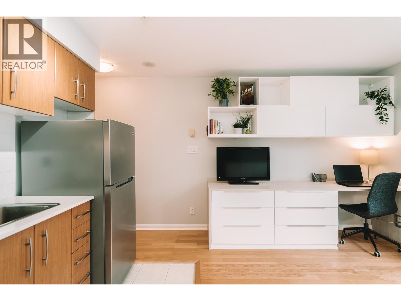 302 9288 University Crescent, Burnaby, British Columbia  V5A 4X7 - Photo 7 - R3094519