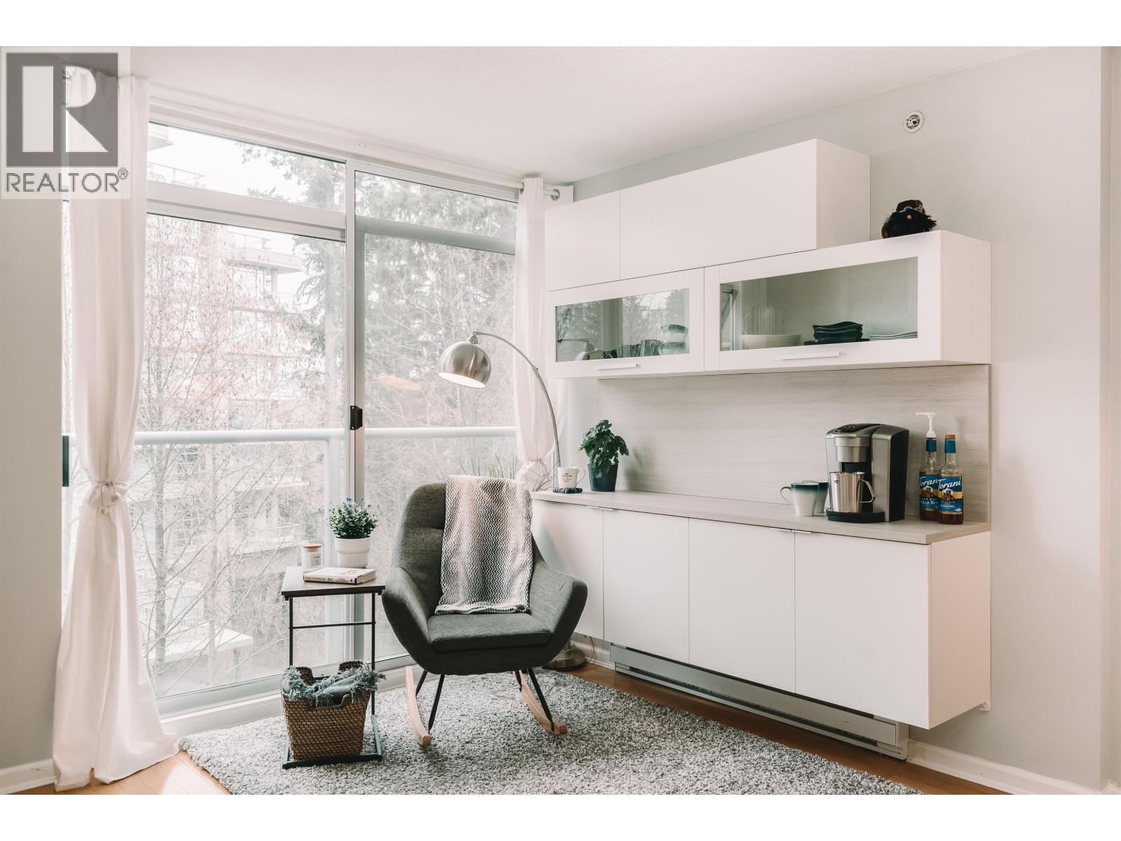 302 9288 University Crescent, Burnaby, British Columbia  V5A 4X7 - Photo 1 - R3094519