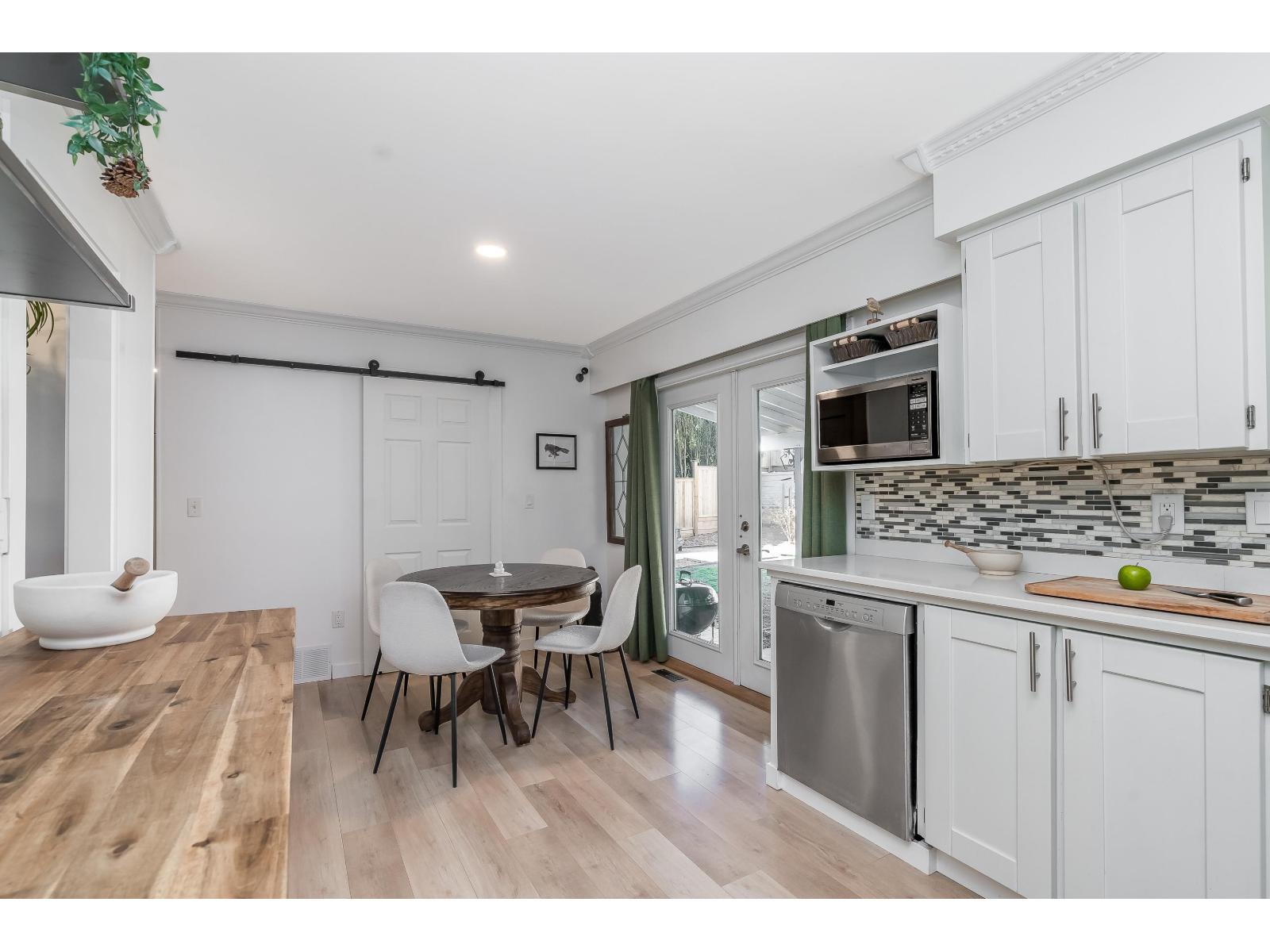 32495 Mcrae Avenue, Mission, British Columbia  V2V 2L6 - Photo 12 - R3092065