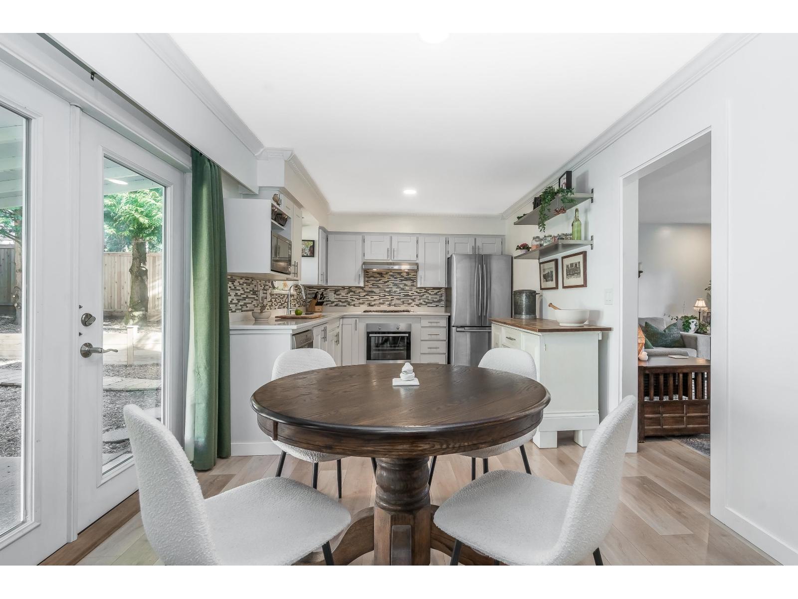 32495 Mcrae Avenue, Mission, British Columbia  V2V 2L6 - Photo 11 - R3092065