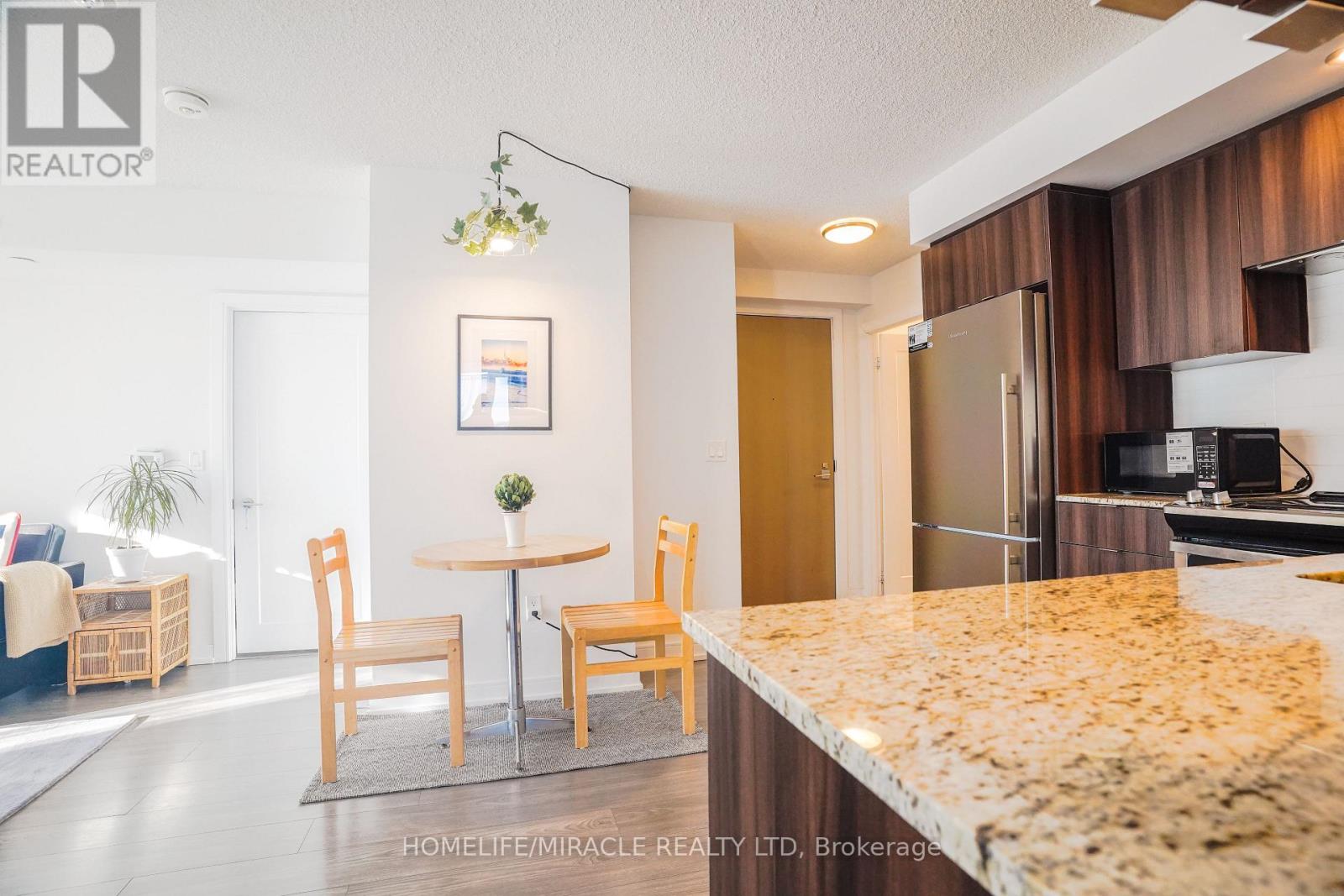 1708 - 225 Village Green Square, Toronto, Ontario  M1S 0N4 - Photo 2 - E12834176