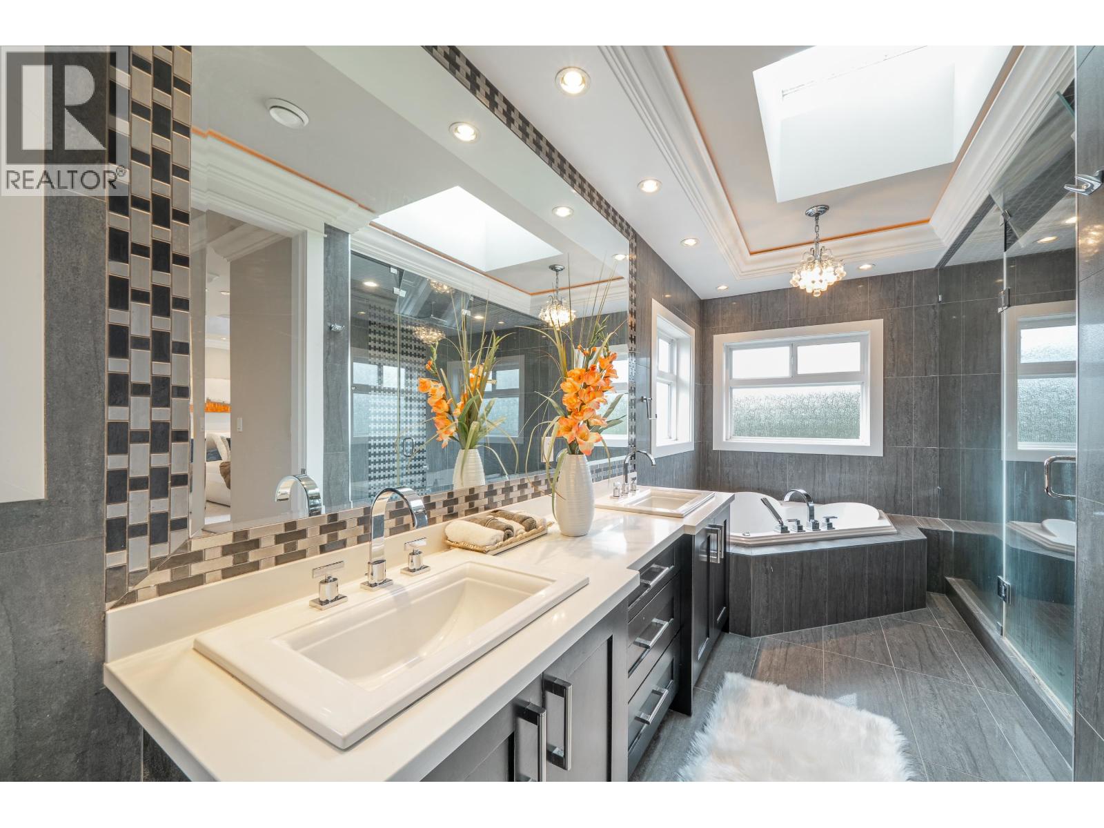 9240 Chapmond Crescent, Richmond, British Columbia  V7E 1M5 - Photo 22 - R3086486