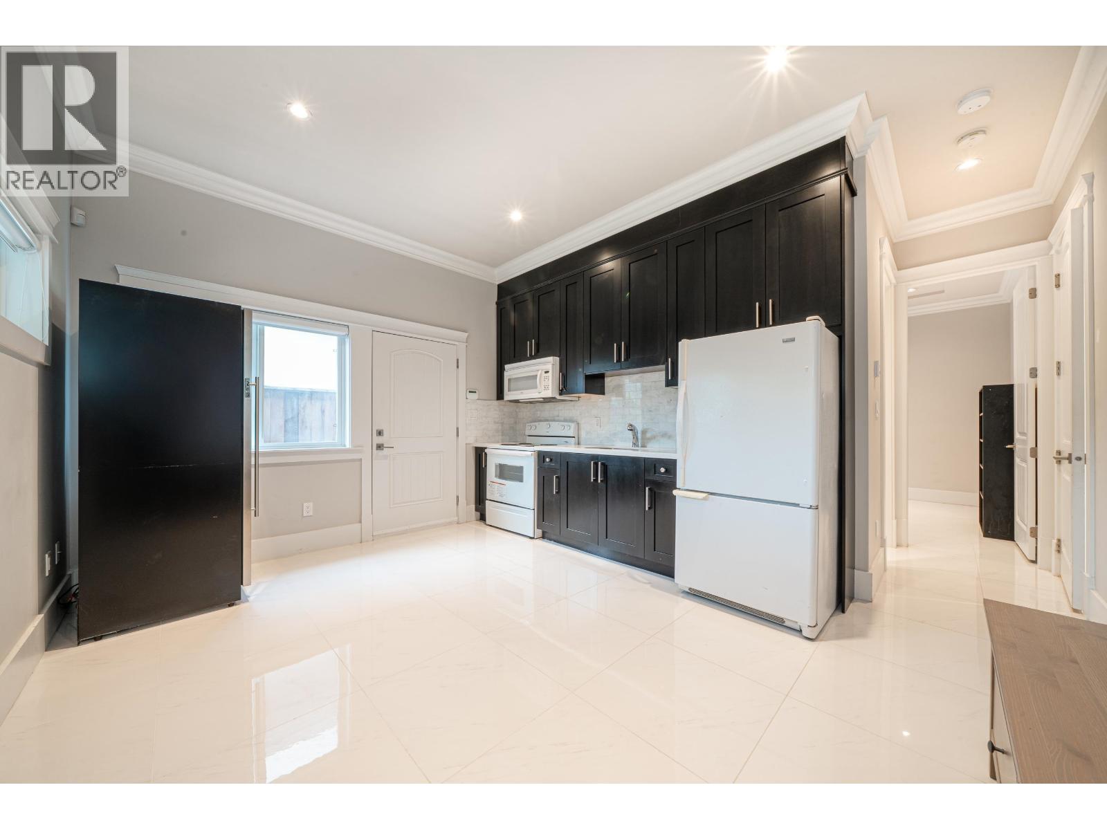 9240 Chapmond Crescent, Richmond, British Columbia  V7E 1M5 - Photo 36 - R3086486