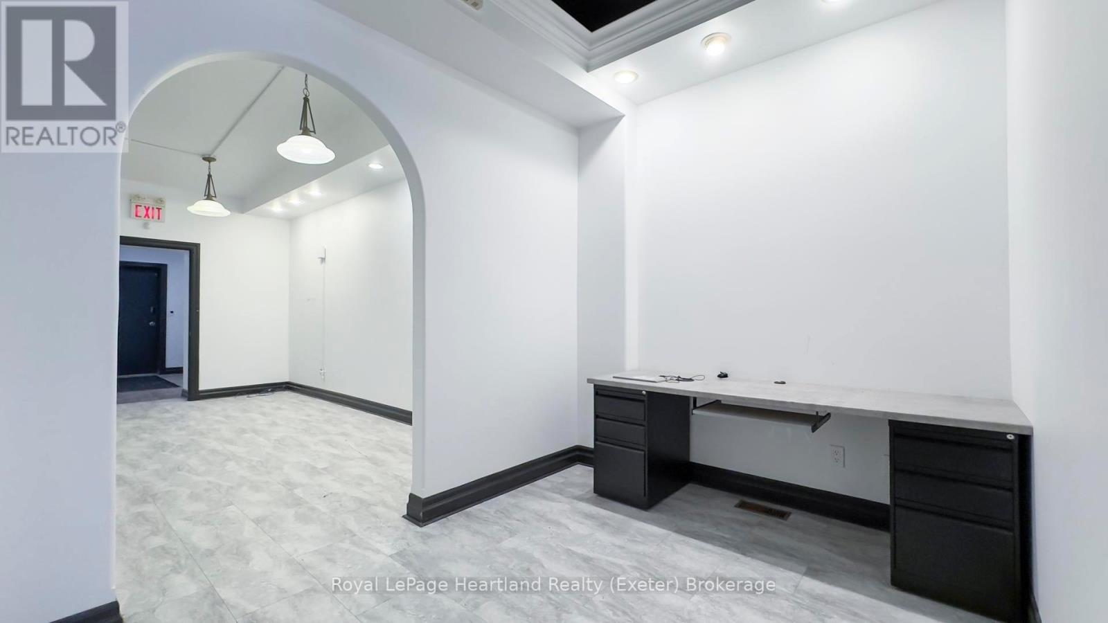 359 Main Street S, South Huron, Ontario  N0M 1S7 - Photo 10 - X10780279