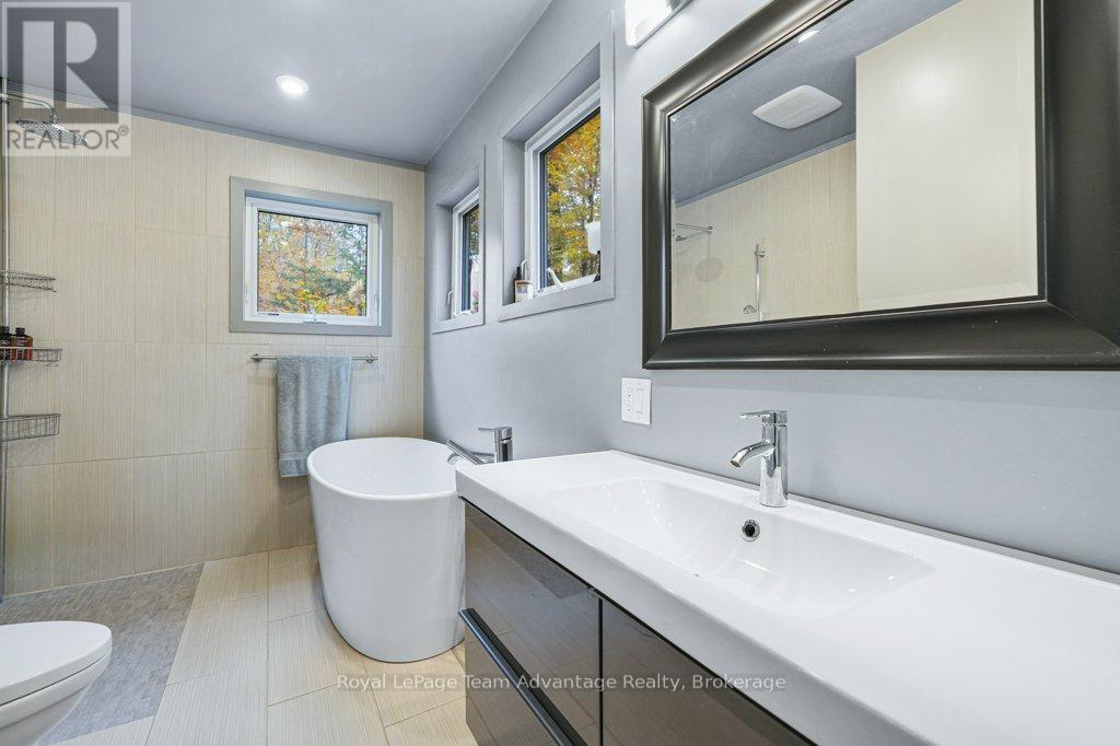 34 Beechwood Lane, Seguin, Ontario  P2A 0B2 - Photo 32 - X12513158