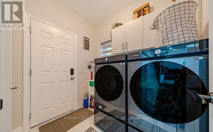 50 Carriage Shop Bend, East Gwillimbury, Ontario  L9N 0Y5 - Photo 14 - N12834178