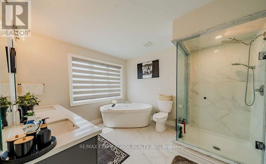 50 Carriage Shop Bend, East Gwillimbury, Ontario  L9N 0Y5 - Photo 20 - N12834178