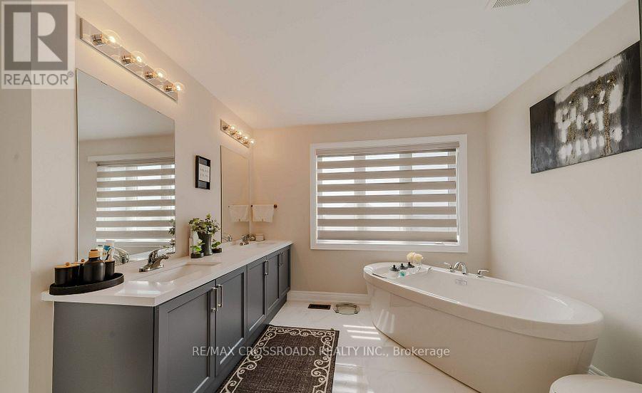 50 Carriage Shop Bend, East Gwillimbury, Ontario  L9N 0Y5 - Photo 21 - N12834178