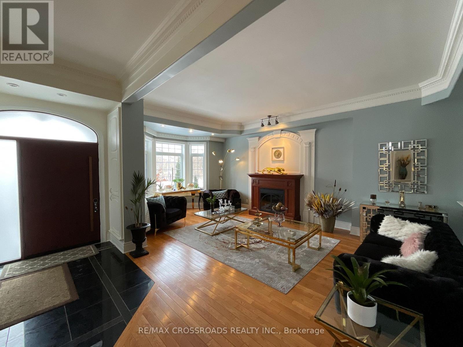 129 Lakeland Crescent, Richmond Hill, Ontario  L4E 3A1 - Photo 2 - N12834210