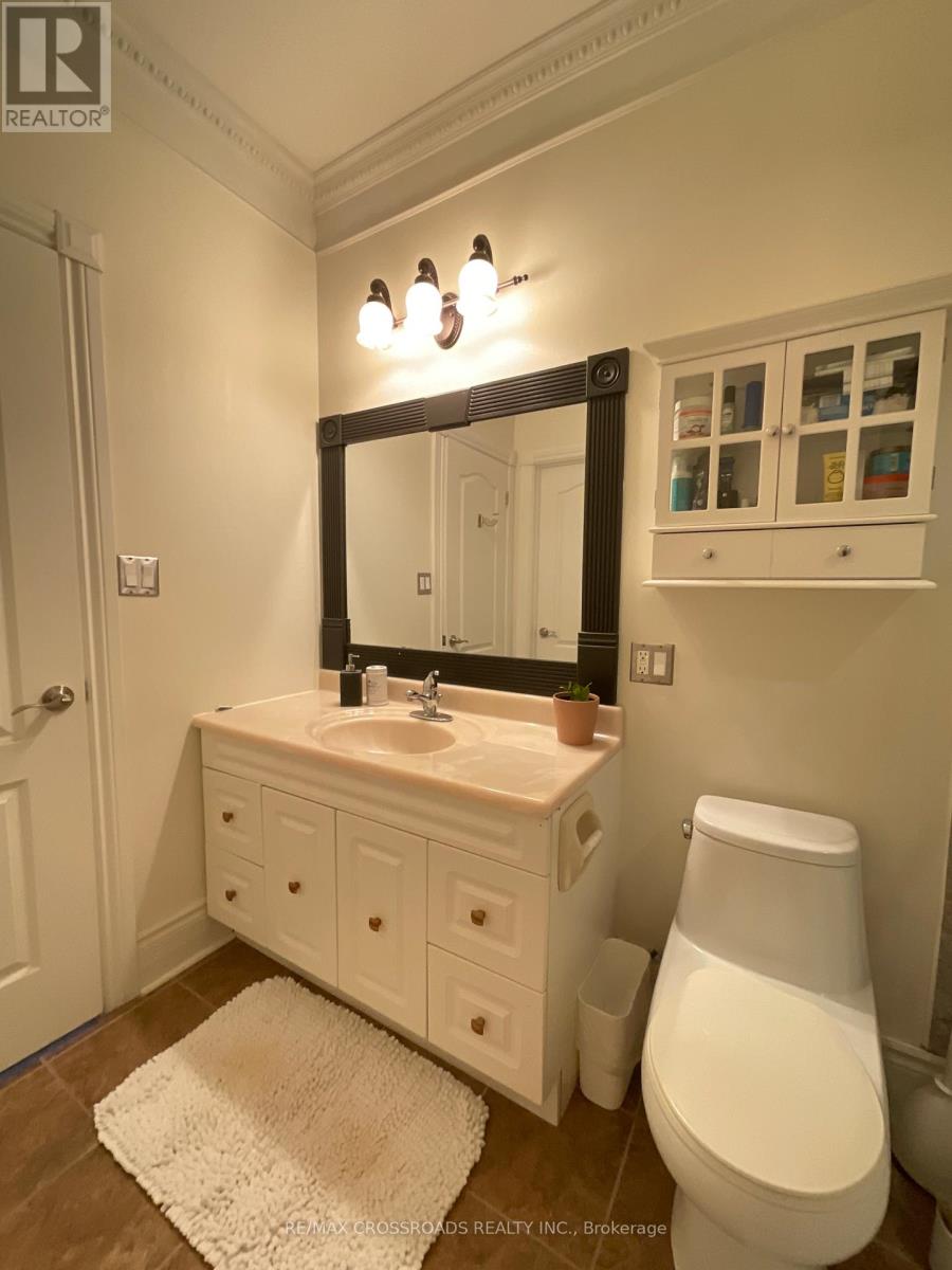 129 Lakeland Crescent, Richmond Hill, Ontario  L4E 3A1 - Photo 23 - N12834210