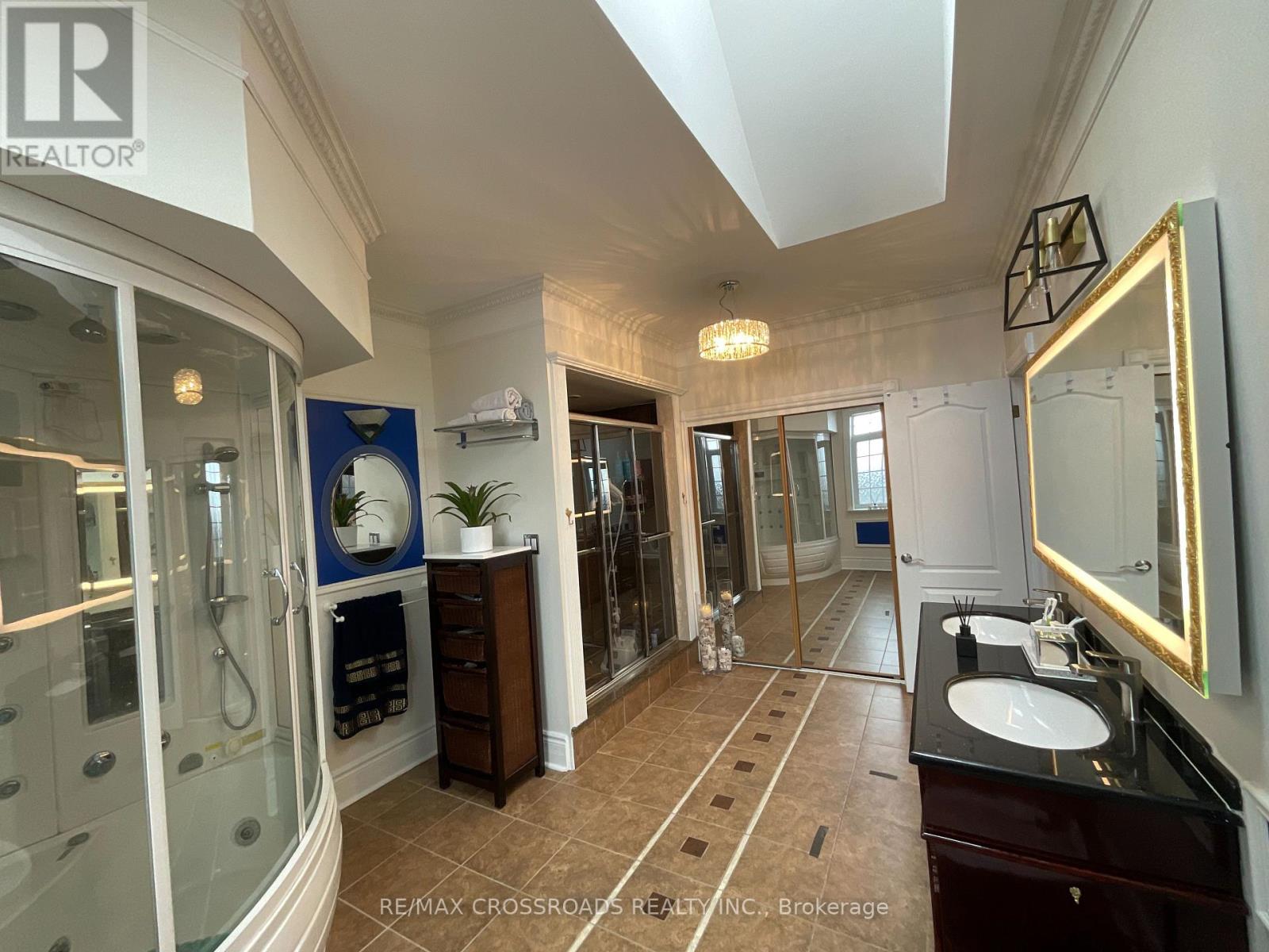 129 Lakeland Crescent, Richmond Hill, Ontario  L4E 3A1 - Photo 29 - N12834210