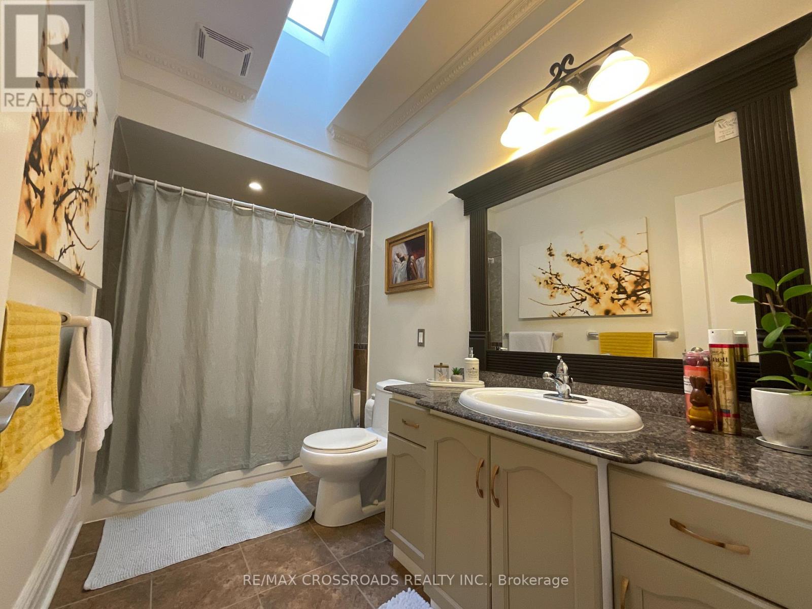 129 Lakeland Crescent, Richmond Hill, Ontario  L4E 3A1 - Photo 32 - N12834210