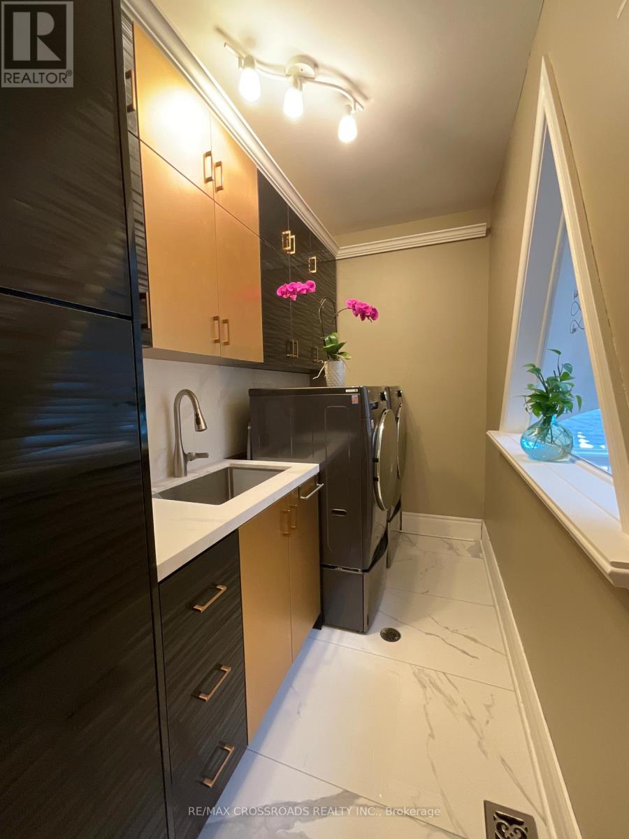 129 Lakeland Crescent, Richmond Hill, Ontario  L4E 3A1 - Photo 36 - N12834210