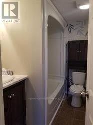 44 Riveredge Drive, Georgina, Ontario  L4P 2N9 - Photo 7 - N12834422