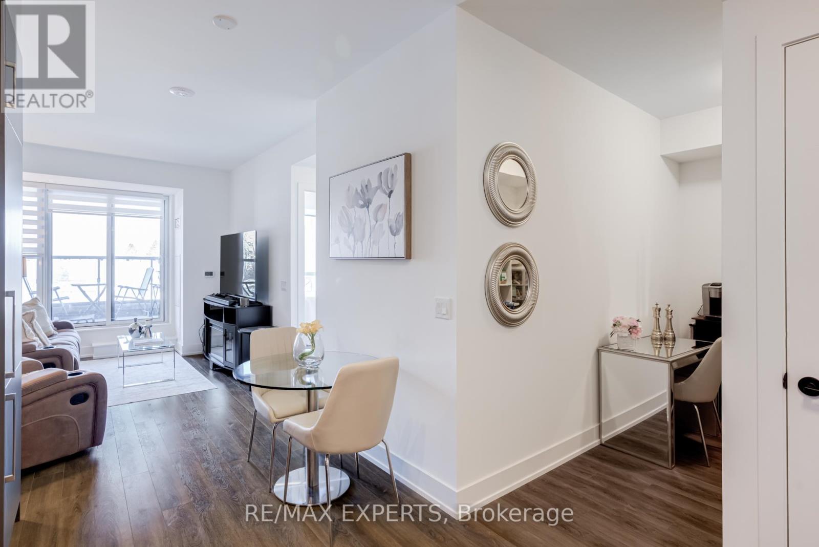 336 - 2075 King Road, King, Ontario  L7B 0R6 - Photo 12 - N12834430