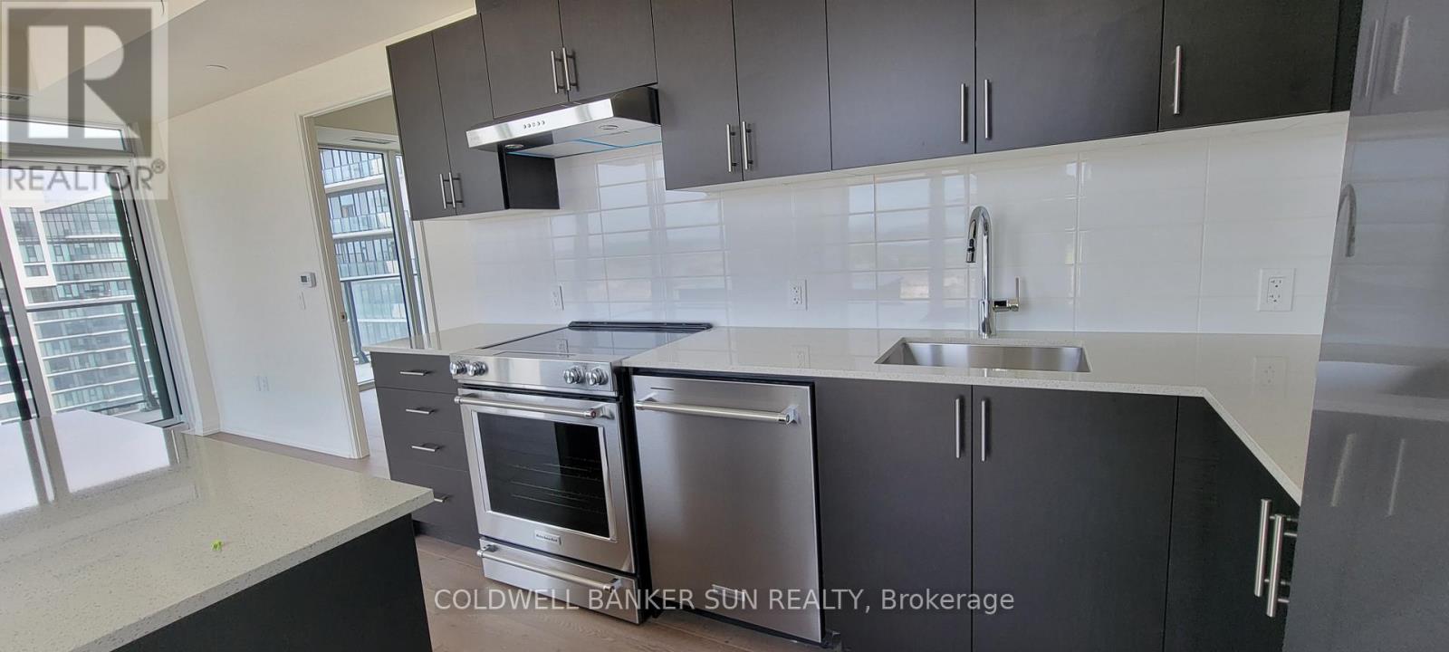 2415 - 8960 Jane Street, Vaughan, Ontario  L4K 2M9 - Photo 13 - N12834436