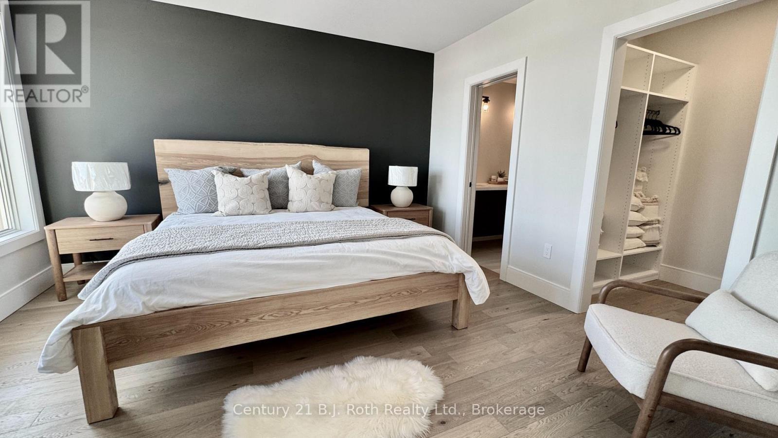 302 - 11 Treetops Lane, Huntsville, Ontario  P1H 1A9 - Photo 8 - X12833842