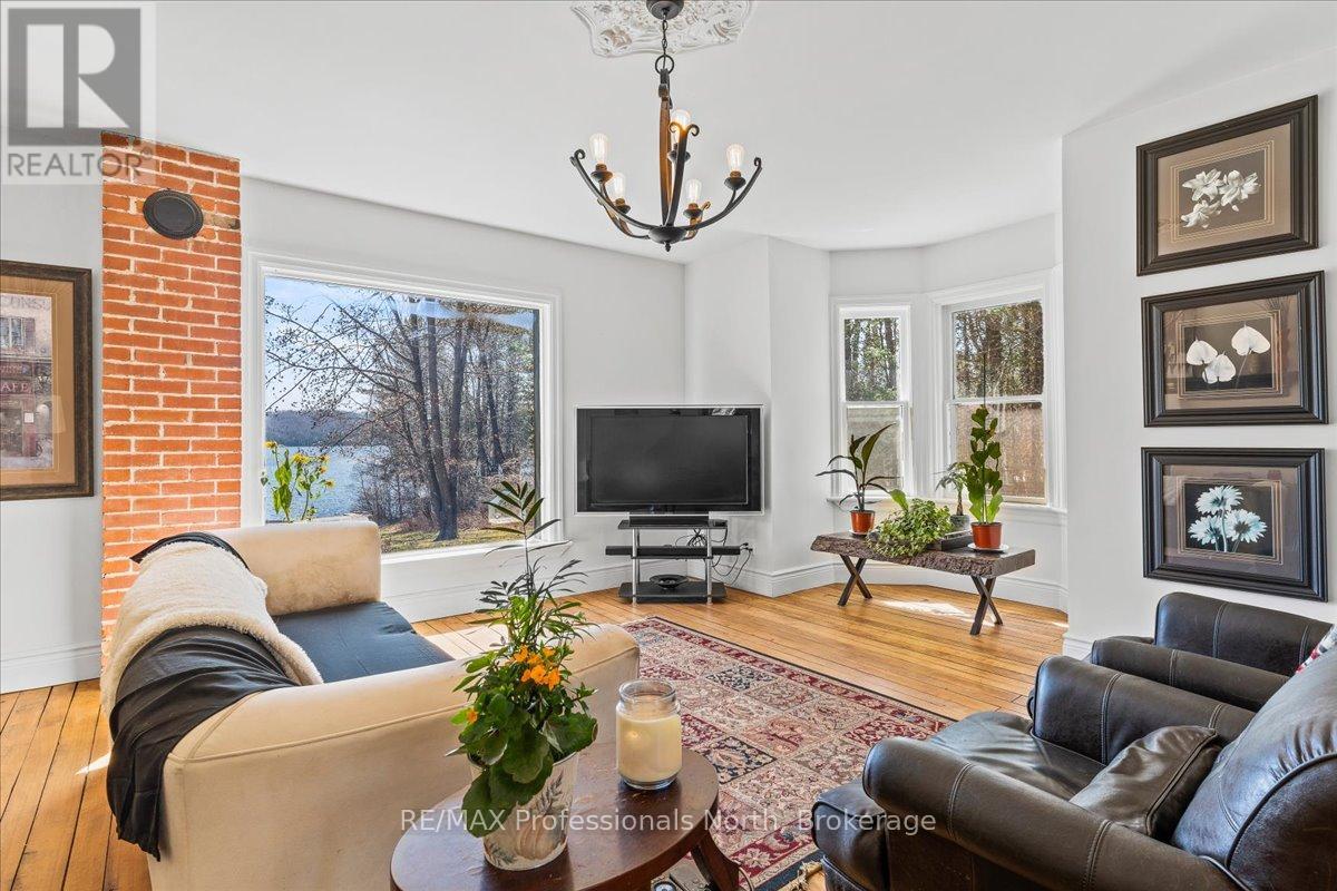 4718 County Rd 21 Road, Dysart Et Al, Ontario  K0M 1S0 - Photo 18 - X12834314