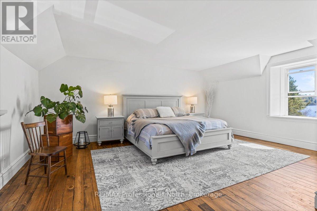 4718 County Rd 21 Road, Dysart Et Al, Ontario  K0M 1S0 - Photo 24 - X12834314