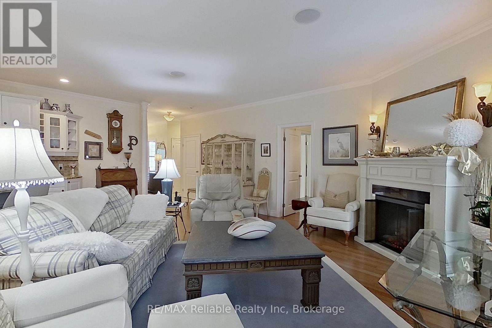 11 Oakwood Links Lane, South Huron (Stephen), Ontario  N0M 1T0 - Photo 15 - X12834338