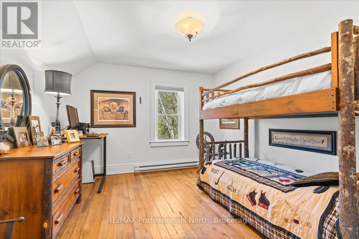 4718 County Rd 21 Road, Dysart Et Al, Ontario  K0M 1S0 - Photo 37 - X12834314