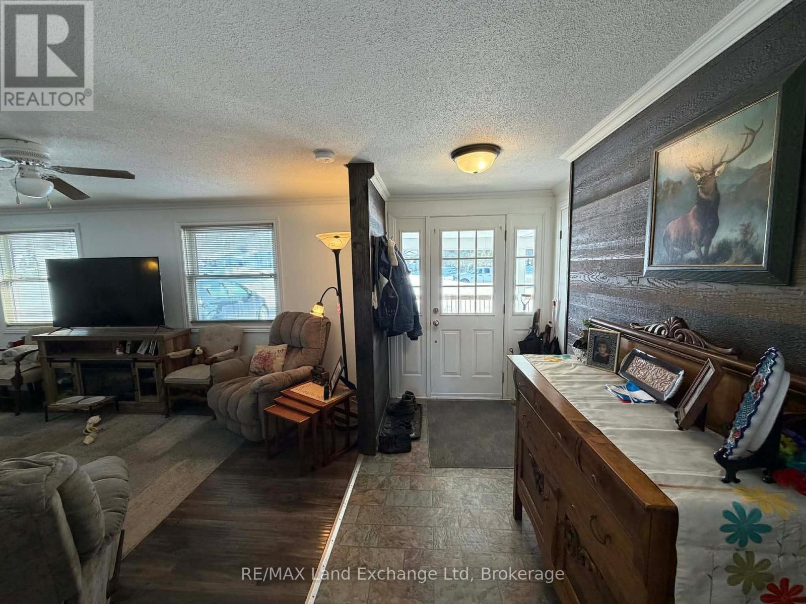 246 Diagonal Road, North Huron (Wingham), Ontario  N0G 2W0 - Photo 3 - X12834384