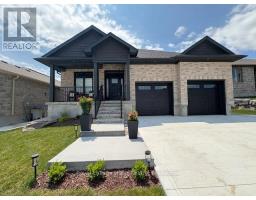125 PUGH STREET E, Perth East, Ontario