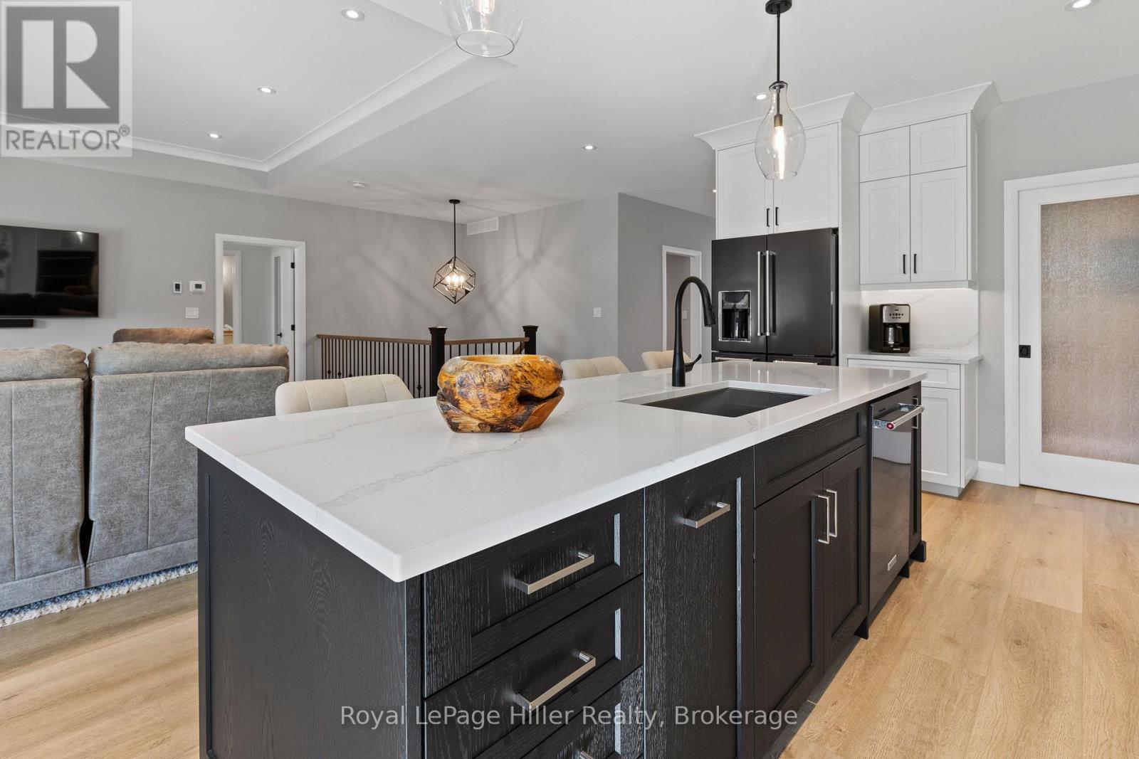 125 Pugh Street E, Perth East (Milverton), Ontario  N0K 1M0 - Photo 17 - X12834402