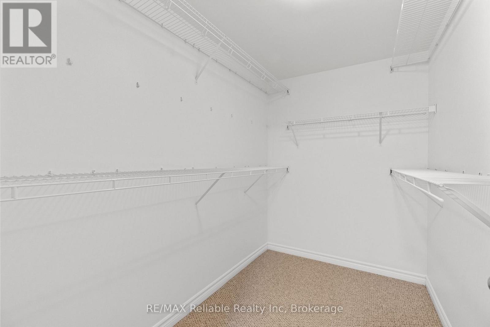 11 Oakwood Links Lane, South Huron (Stephen), Ontario  N0M 1T0 - Photo 29 - X12834338