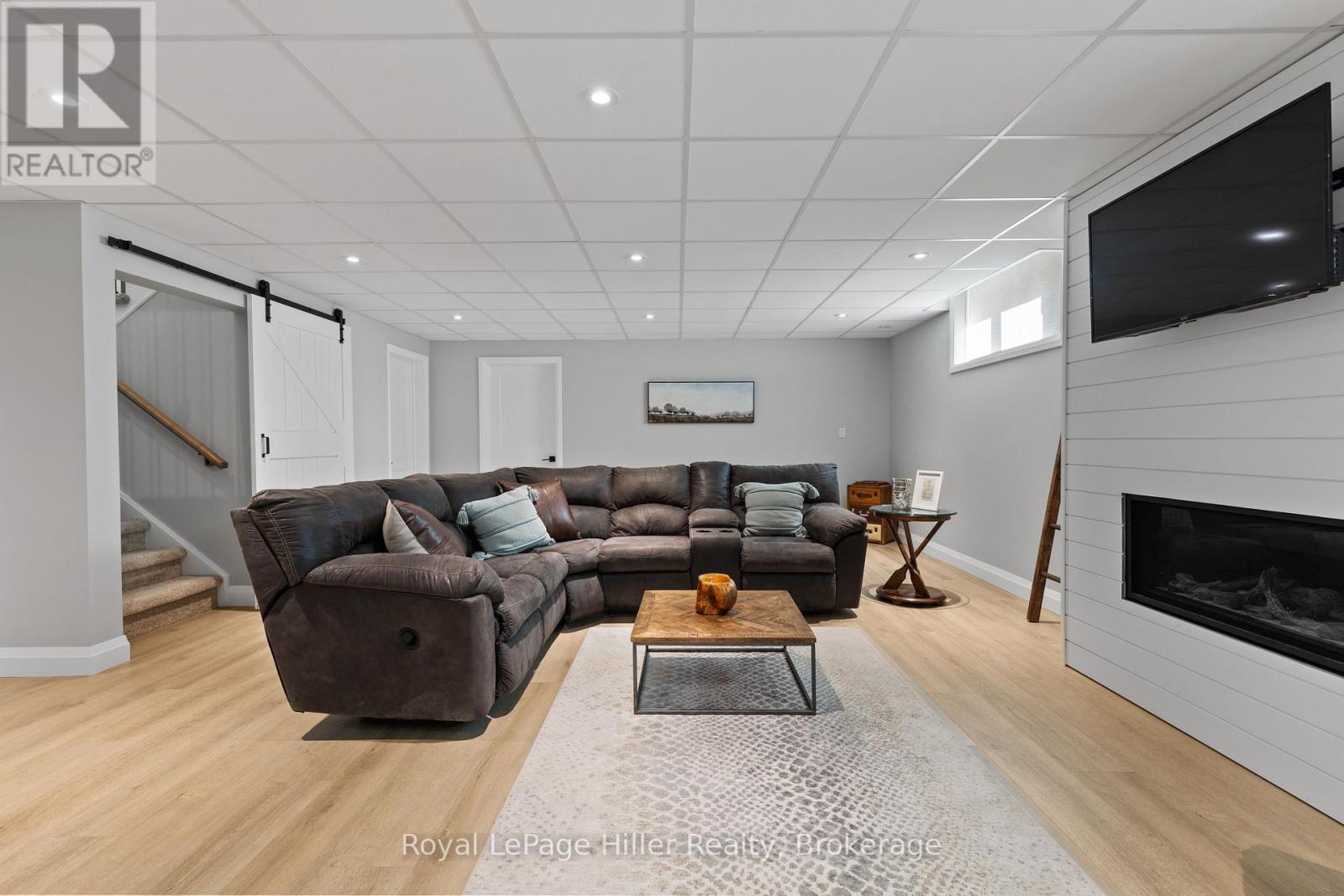 125 Pugh Street E, Perth East (Milverton), Ontario  N0K 1M0 - Photo 37 - X12834402