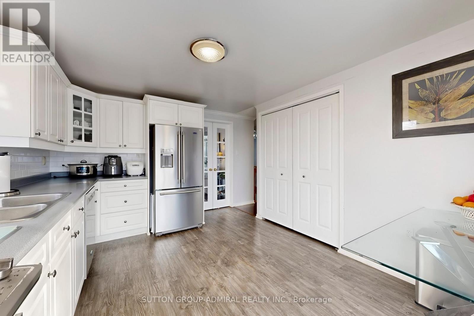 4 Irish Lane, Barrie, Ontario  L4M 6H8 - Photo 12 - S12834184