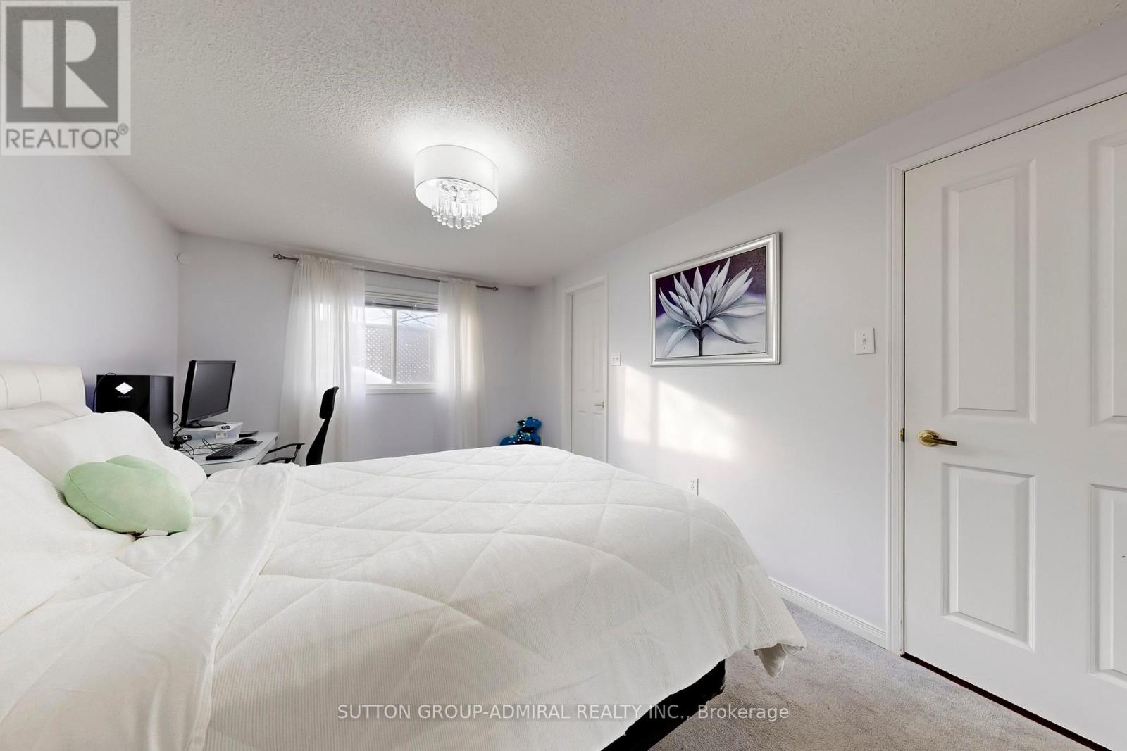 4 Irish Lane, Barrie, Ontario  L4M 6H8 - Photo 17 - S12834184