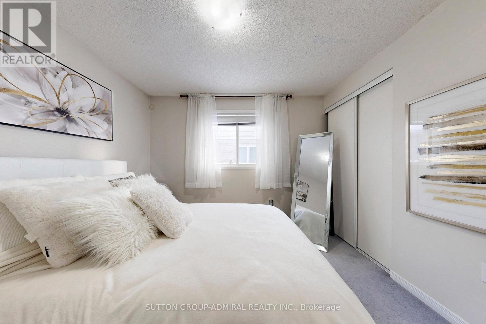 4 Irish Lane, Barrie, Ontario  L4M 6H8 - Photo 18 - S12834184