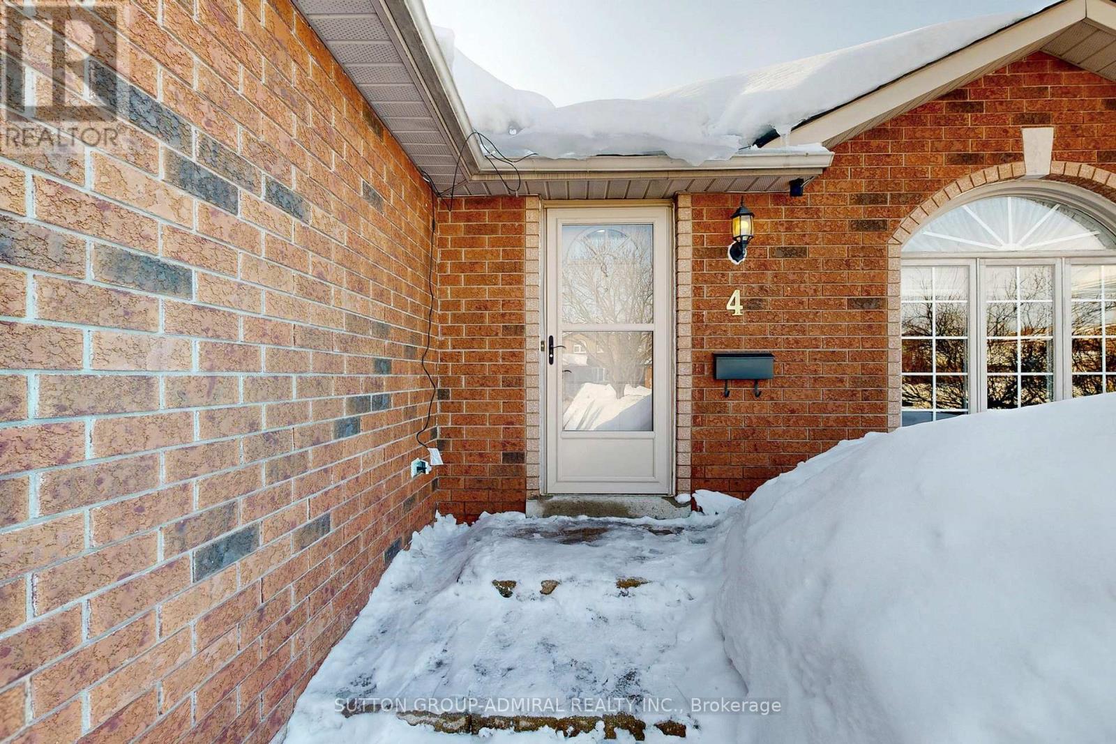 4 Irish Lane, Barrie, Ontario  L4M 6H8 - Photo 4 - S12834184