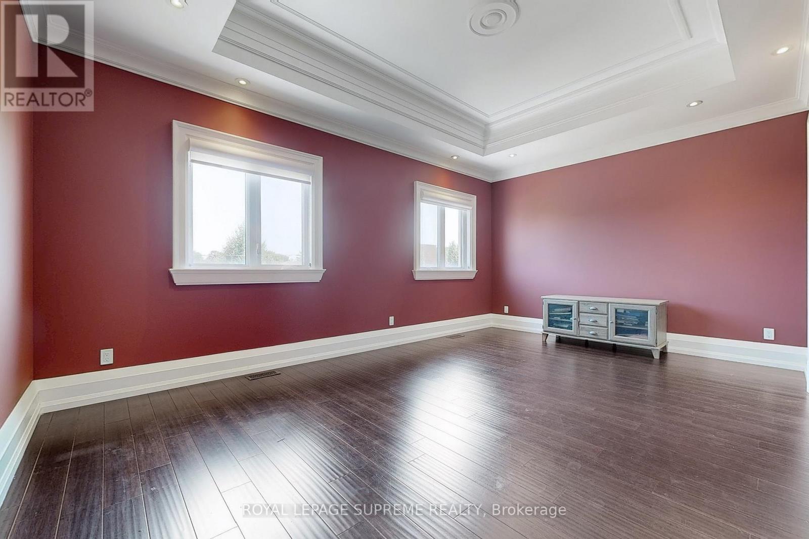 52b Cork Avenue, Toronto, Ontario  M6B 2X8 - Photo 29 - W12572636