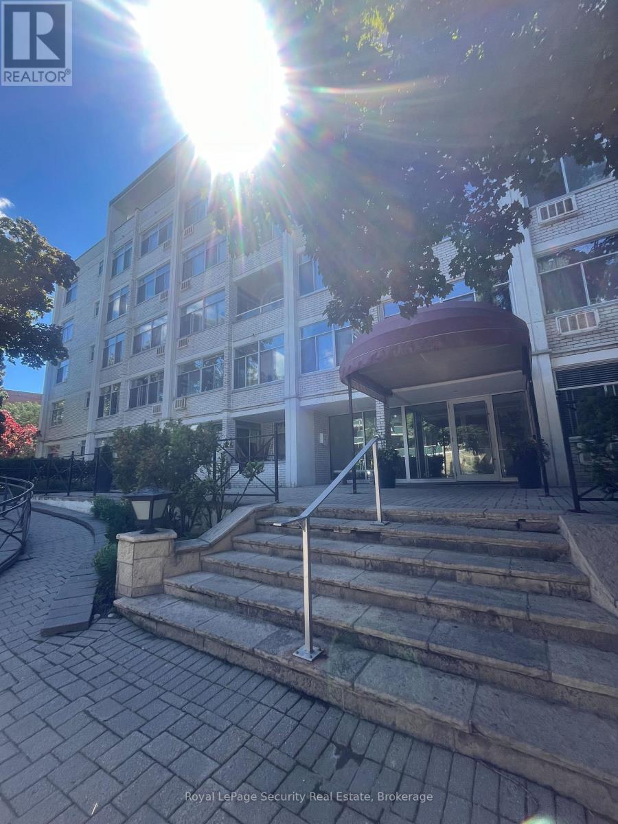 310 - 335 LONSDALE ROAD, Toronto, Ontario