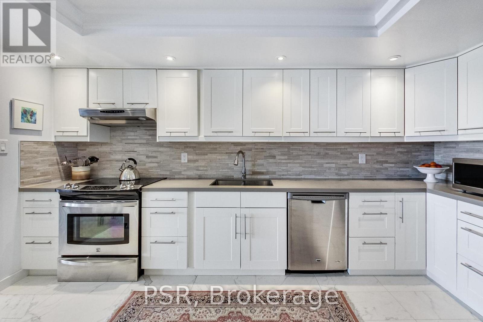 2702 - 1555 Finch Avenue E, Toronto, Ontario  M2J 4X9 - Photo 4 - C12834066