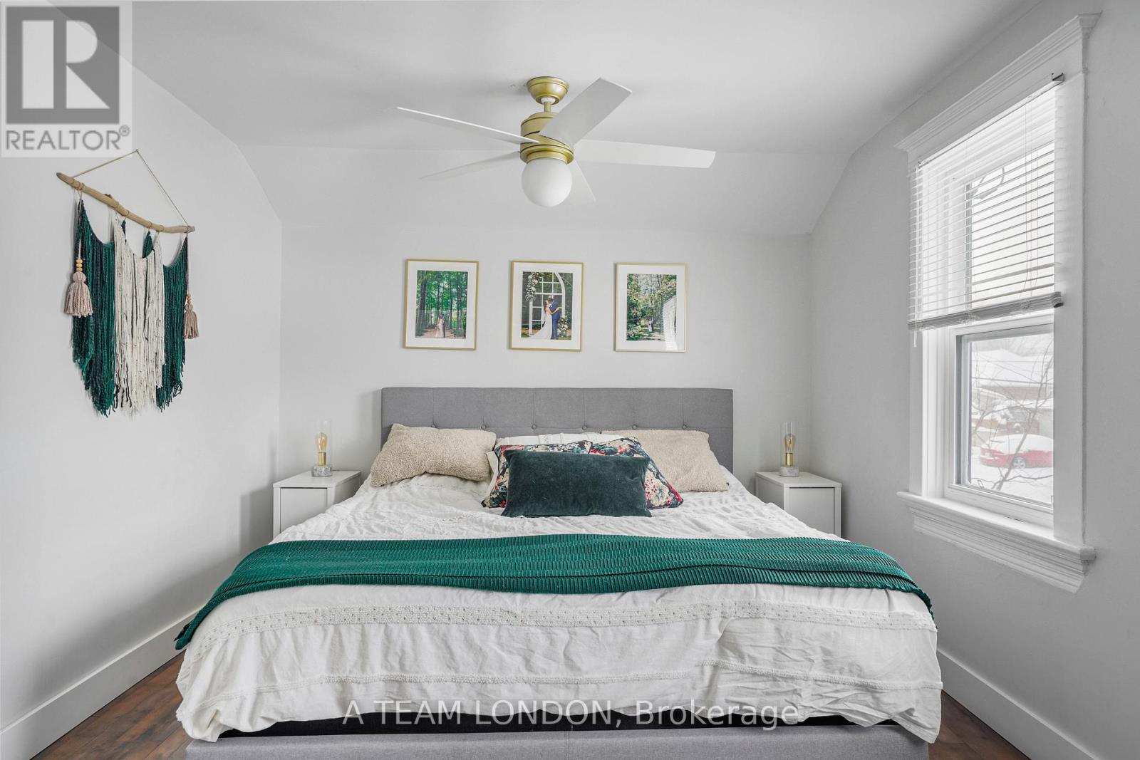 Photo 24 of 48 for 102 Edward Street