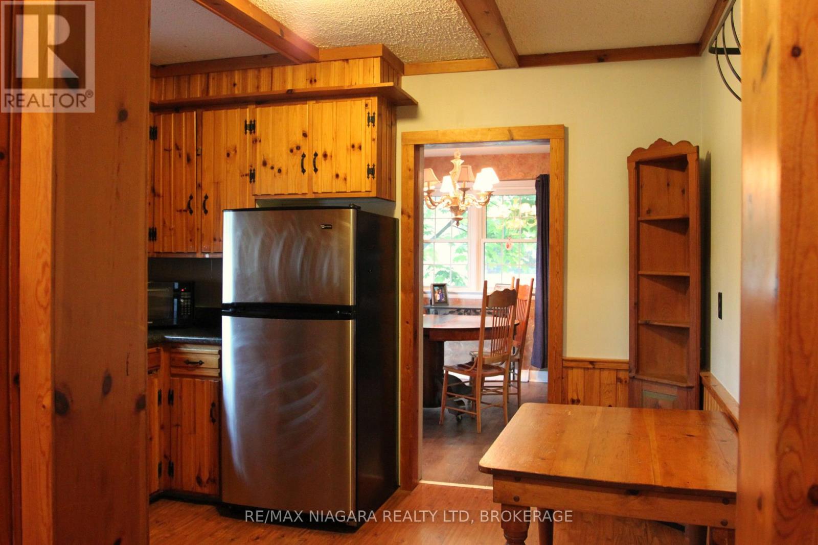 21 Highland Avenue, Fort Erie, Ontario  L2A 2X6 - Photo 11 - X12313299