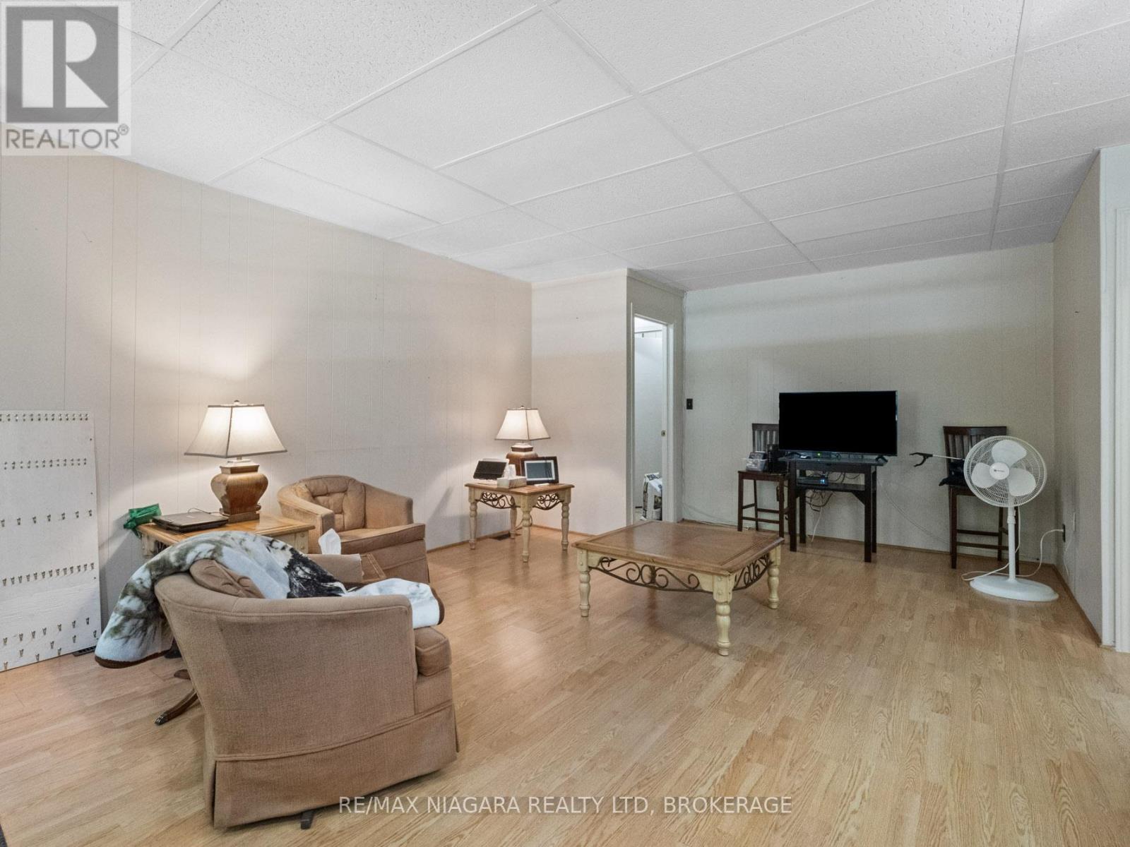 61 Queen Street, Fort Erie, Ontario  L2A 1T7 - Photo 22 - X12393901