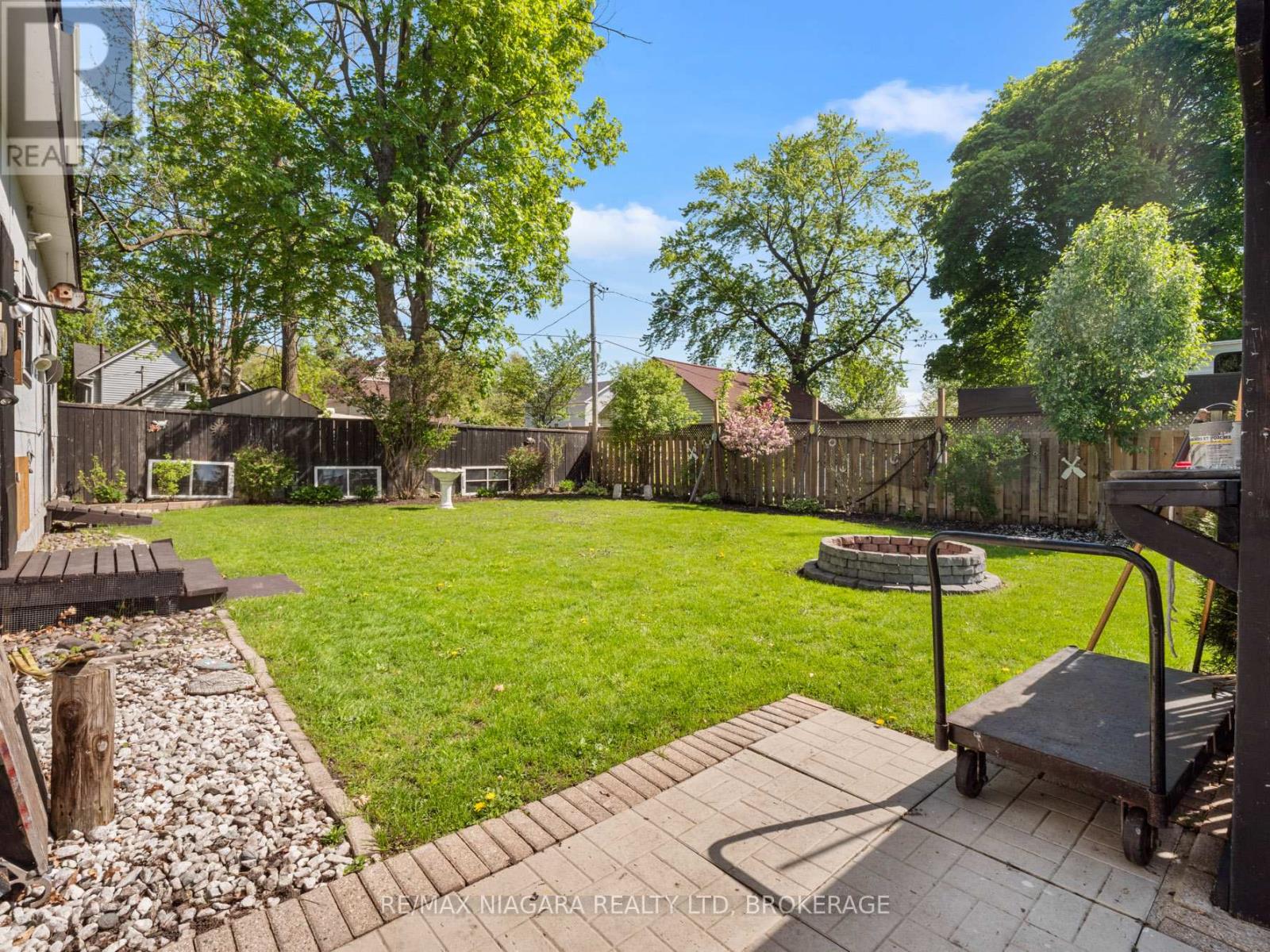 61 Queen Street, Fort Erie, Ontario  L2A 1T7 - Photo 37 - X12393901