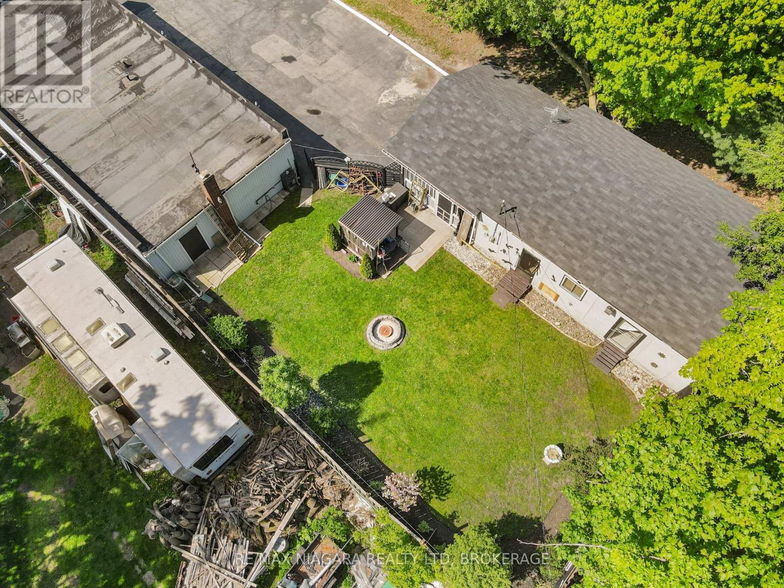 61 Queen Street, Fort Erie, Ontario  L2A 1T7 - Photo 38 - X12393901